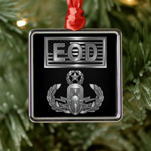 EOD METALEN ORNAMENT (Boom)