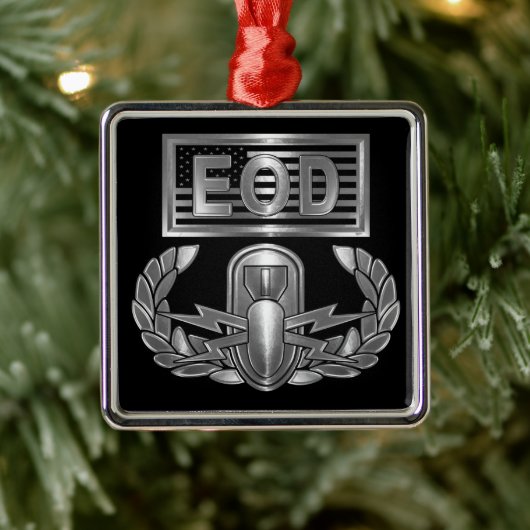 EOD METALEN ORNAMENT (Boom)
