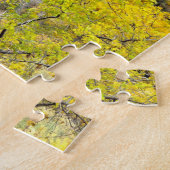 Ephemeral waterfall pours out-out in cliff legpuzzel (Zijkant)