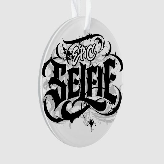 'Epic Selfie' Lettering Tattoo Kerst Ornament (voorkant)