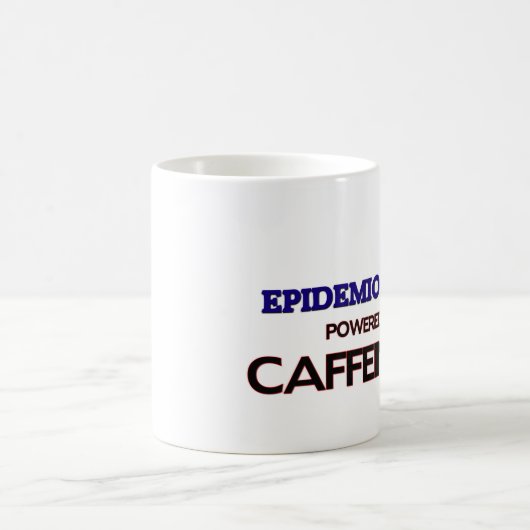 Epidemioloog aangedreven door cafeïne koffiemok (Center)