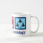 Epidemioloog Peace Love Epidemiology Koffiemok<br><div class="desc">Een schattig kerstcadeau voor epidemiologen met een vredes-, hart- en een cirkel van mensen die de tak van de geneeskunde vertegenwoordigen die ziektes en gezondheid bestudeert om ziektefactoren en preventie te bepalen. Peace Love Epidemiology.</div>