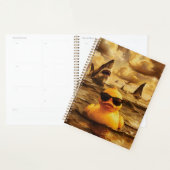 Epische haaienaanval met dappere rubber eend planner (Display)