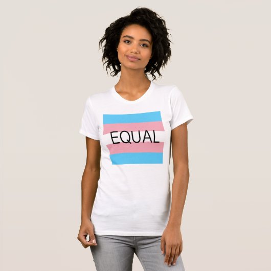EQUAL-vlag voor transgenders T-shirt (Voorkant volledig)