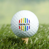 Equality Pride Rainbow Golfballen (Insitu Shirt)