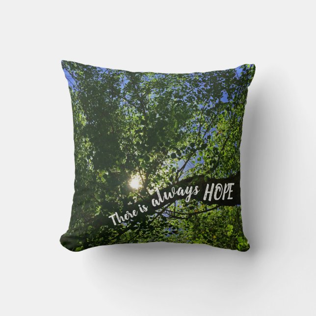 Er is altijd hoop dat de zon door bomen stijgt kussen (Voorkant)