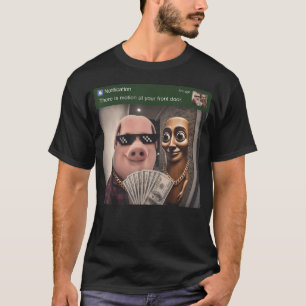 Er is beweging bij uw voordeur Tung Tung Tung T-shirt