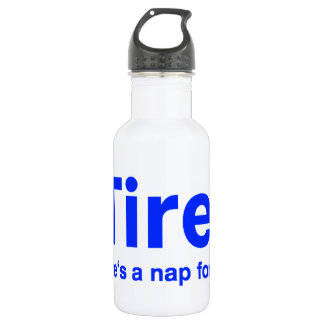 Er is een dutje voor. waterfles