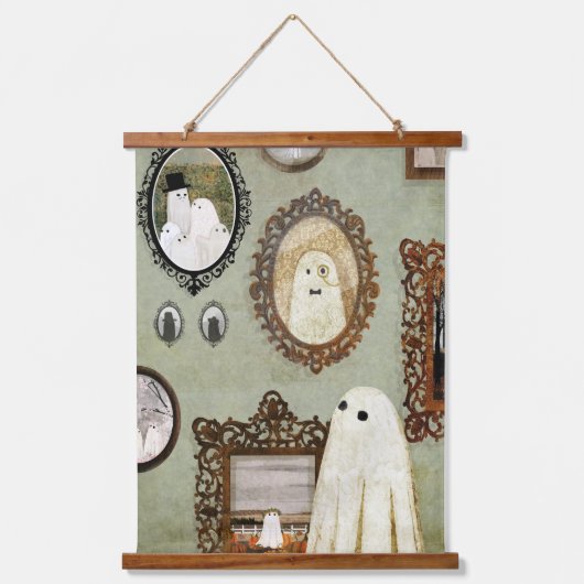 Er is een geest in de portrettengalerij hangend wandkleed (Voorkant)