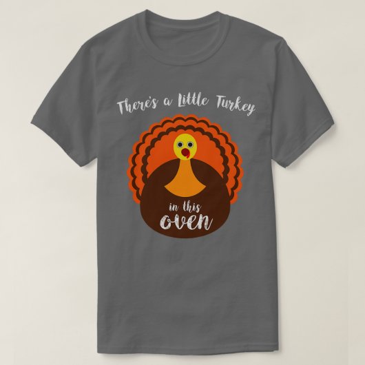 Er is een klein Turkije in deze Oven Thanksgiving  T-shirt (Design voorkant)