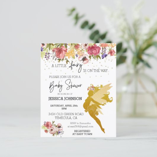 Er is een klein vliegje op weg naar Baby shower Go (Staand voorkant)