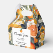 Er is een kleine stropdas op weg naar Citrus Baby  Bedankdoosjes (Achterkant)