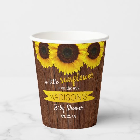 Er is een kleine zonnebloem onderweg. Baby shower Papieren Bekers (Voorkant)