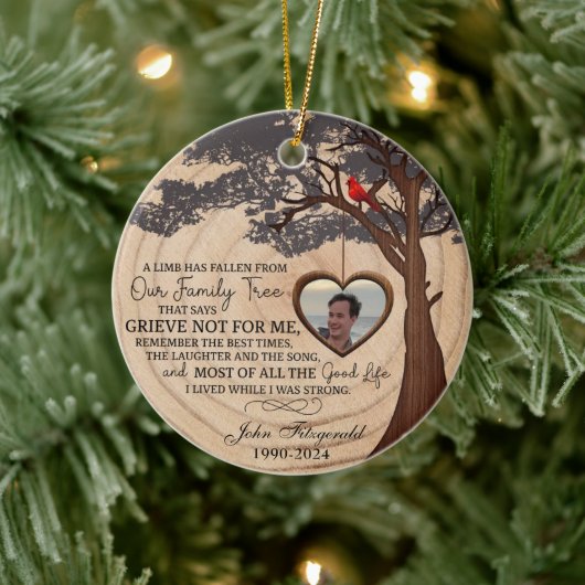 Er is een ledemaat van ons Ornament gevallen (Boom)