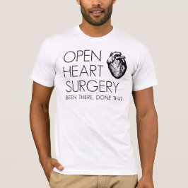 Er is een open hartchirurgie uitgevoerd die t-shirt