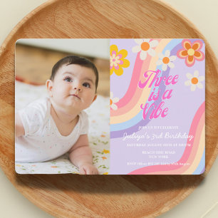 Er is een vibe Retro Rainbow baby foto Kaart