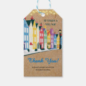 Er is een Village Modern Craft Baby shower Cadeaulabel (Voorkant)