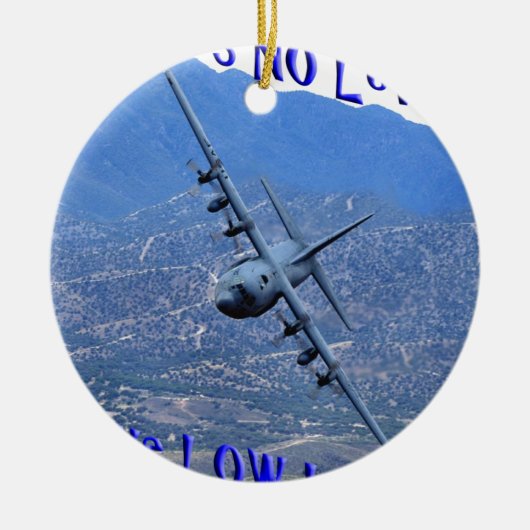 ER IS GEEN NIVEAU ZOALS EEN LAAG NIVEAU KERAMISCH ORNAMENT (Voorkant)