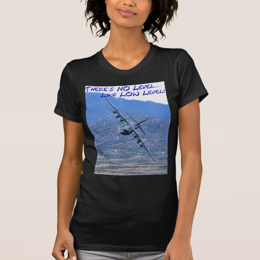 ER IS GEEN NIVEAU ZOALS EEN LAAG NIVEAU T-SHIRT (Voorkant)