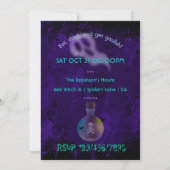 Er is iets in het uitnodigen van Halloween Party Kaart (Achterkant)