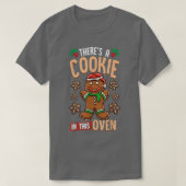 Er is koekje in deze Oven kerstzwangerschap en T-shirt (Design voorkant)