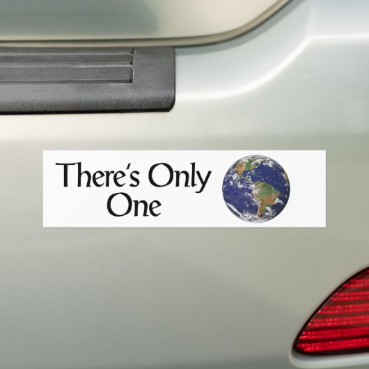 Er is maar één Bumpersticker (Op auto)