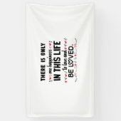 Er is maar één geluk. spandoek (Verticaal)