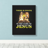 Er is macht in naam van Jesus Lion Christelijk Canvas Afdruk (Insitu (Houten vloer))