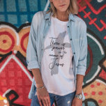 Er is macht in naam van Jezus t-shirt<br><div class="desc">Er is macht in naam van Jezus t-shirt die op gestileerd kruis schrijft. Dit trendy,  moderne geloof ontwerp is het perfecte geschenk en mode statement. #Christelijk #religie #scriptie #geloof #bible #jesus</div>