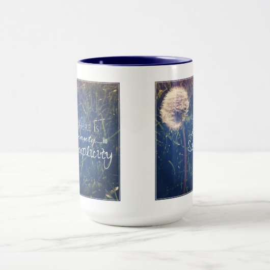 Er is schoonheid in eenvoud mok (Midden)