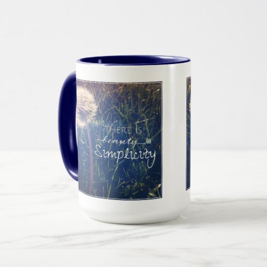 Er is schoonheid in eenvoud mok (Voorkant links)