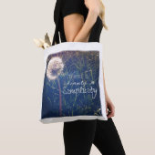 Er is schoonheid in eenvoud tote bag (Dichtbij)
