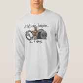 Er kan veel gebeuren in 3 dagen lang Sleeve T-shir T-shirt (Voorkant)