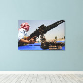 Er liggen 762 mm ronden op de vrachtwagen canvas afdruk (Insitu (Houten vloer))