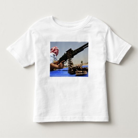 Er liggen 762 mm ronden op de vrachtwagen kinder shirts (Voorkant)