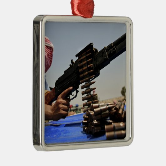 Er liggen 762 mm ronden op de vrachtwagen metalen ornament (Rechts)