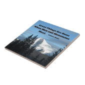 Er wordt veel gedaan wanneer mannen en bergen elka tegeltje (Zijkant)