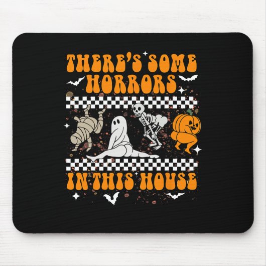 Er zijn een paar verschrikkingen in dit Huis Hallo Muismat (Voorkant)