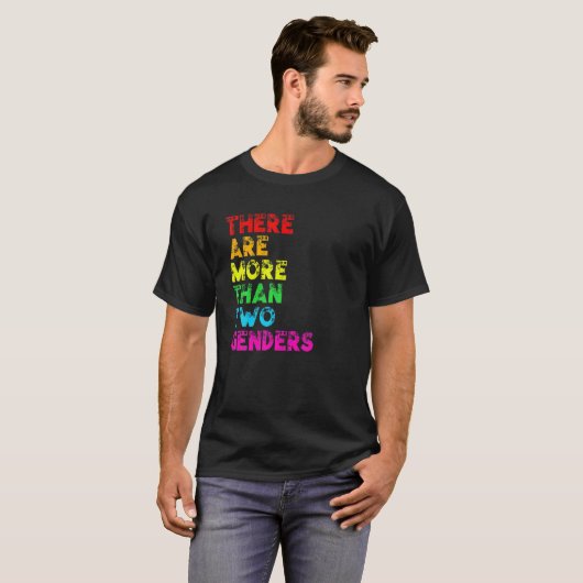 Er zijn meer dan twee exen LGBTQ Rainbow Fla T-shirt (Voorkant volledig)