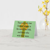 Er zijn slechts twee soorten mensen - Ierse citaat Kaart (Gele Bloem)
