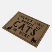 Er zit hier een hoop katten in | Funny Cat Deurmat (Schuin)