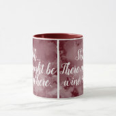 Er zit misschien wijn in dit grappige Maroon scrip Mok (Midden)