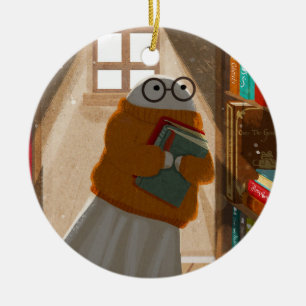 Er zit weer een geest tussen de boekenplanken... keramisch ornament