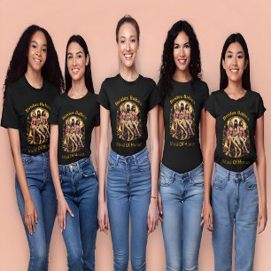 Ere-juffrouw trots op een bruiloft met een thema f t-shirt