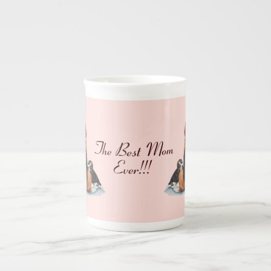 erg schattige puppy beagle met mam hond porselein kop (Voorkant)