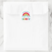Ergens over de regenboogsticker ronde sticker (Tas)