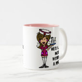 Erger zonder verpleegster tweekleurige koffiemok (Voorkant rechts)