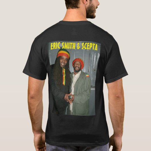 ERIC SMITH MERCH Basic Donker T-shirt (Achterkant)