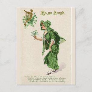 Erin Go Bragh Lady met boeket van Shamrocks Briefkaart