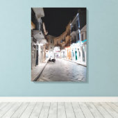 Ermopouli, Syros, winkelstraat 's nachts Canvas Afdruk (Insitu (Houten vloer))